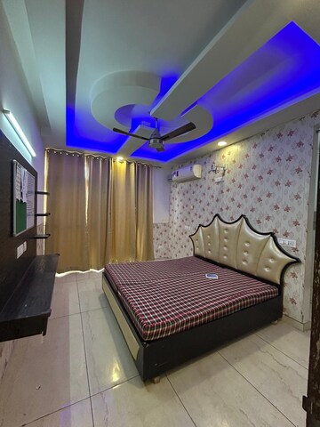 Bedroom in 3 BHK Apartment at Highland Park Chandigarh, Bhabat – for Rent