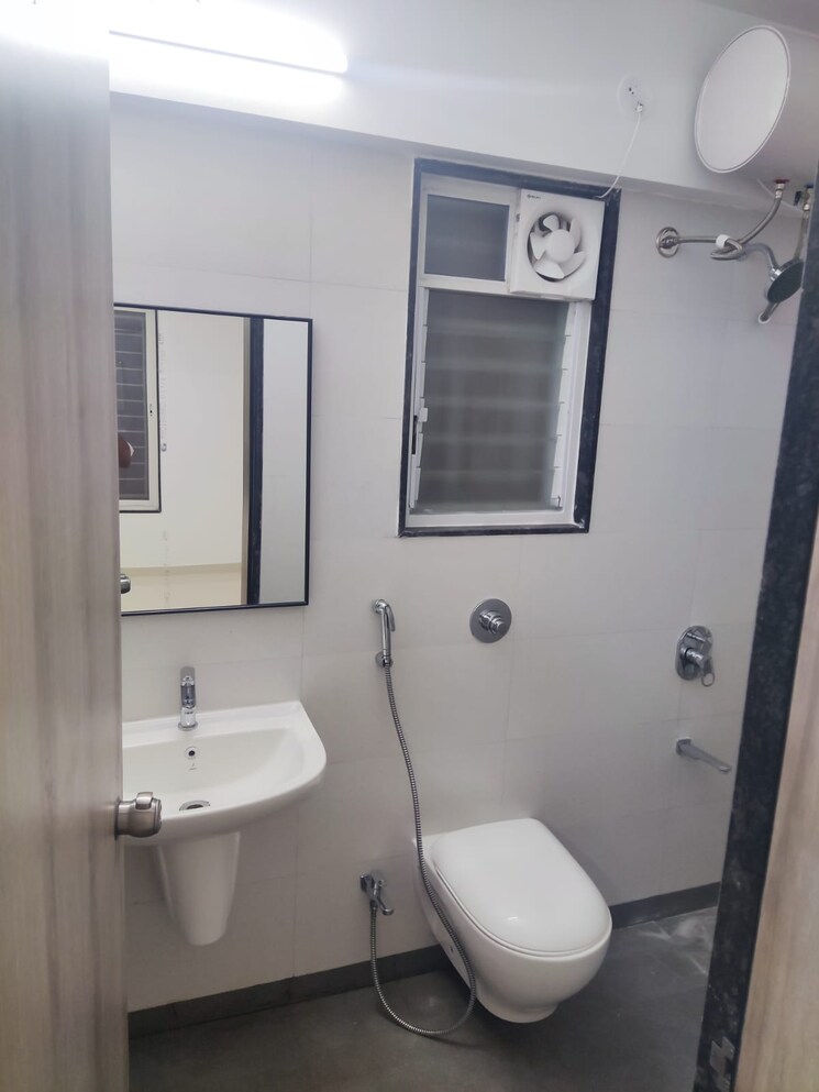 Bathroom, venkatesh-graffiti 2 Bedroom 1050 Sq.Ft. Apartment In Keshav Nagar Pune 9254606