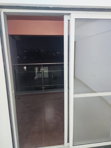 Furnished Amenities in 2 BHK Apartment at Venkatesh Graffiti, Keshav Nagar – for Rent