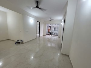 Room in 2.5 BHK Builder Floor at Smart World Gems, Sector 89 – for Sale