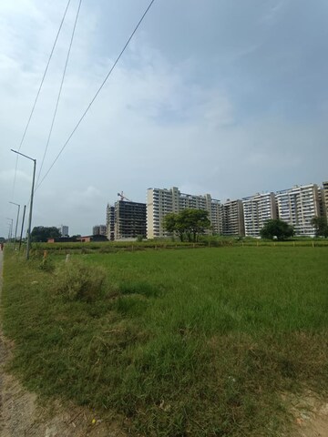  Plot For Sale in HLP Palmillas, Vip Road