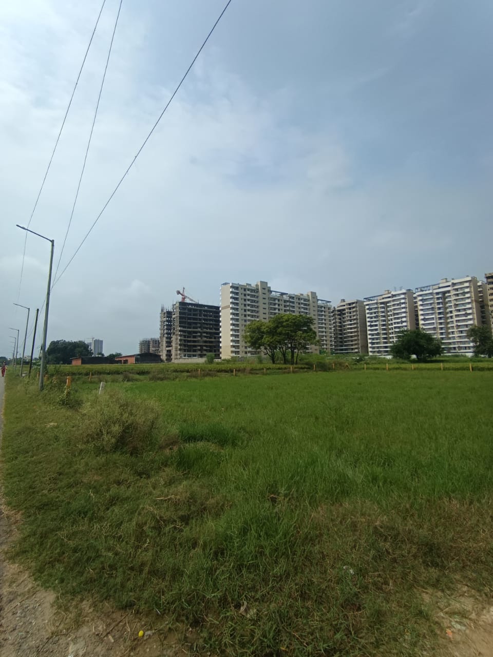 Plot For Sale in HLP Palmillas