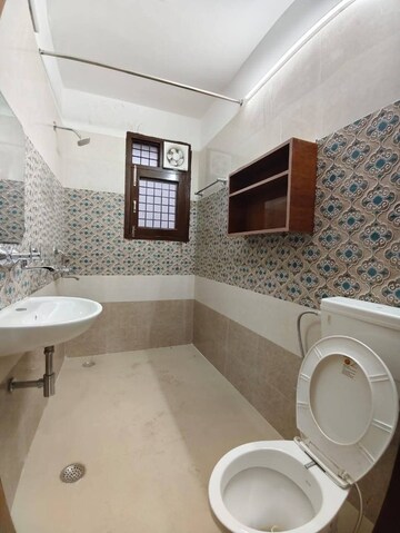 Bathroom in 2 BHK Apartment at Ansal Plaza Sector-23, Sector 23 – for Rent