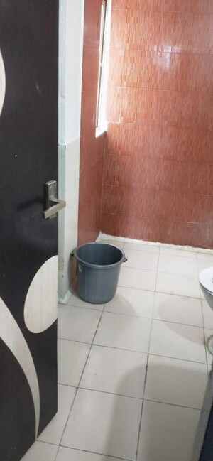 Bathroom in 2 BHK Apartment at Nimbus Express Park View - II, Chi V Greater Noida – for Sale