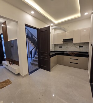2 BHK Independent House For Rent in Gomti Nagar