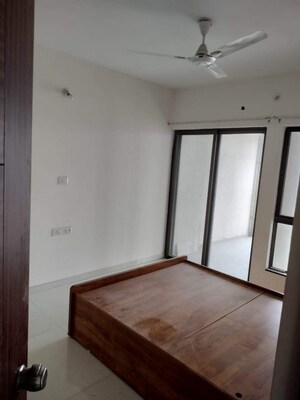 Room in 2 BHK Apartment at Chaphalkar Elina Living, Mohammadwadi – for Rent