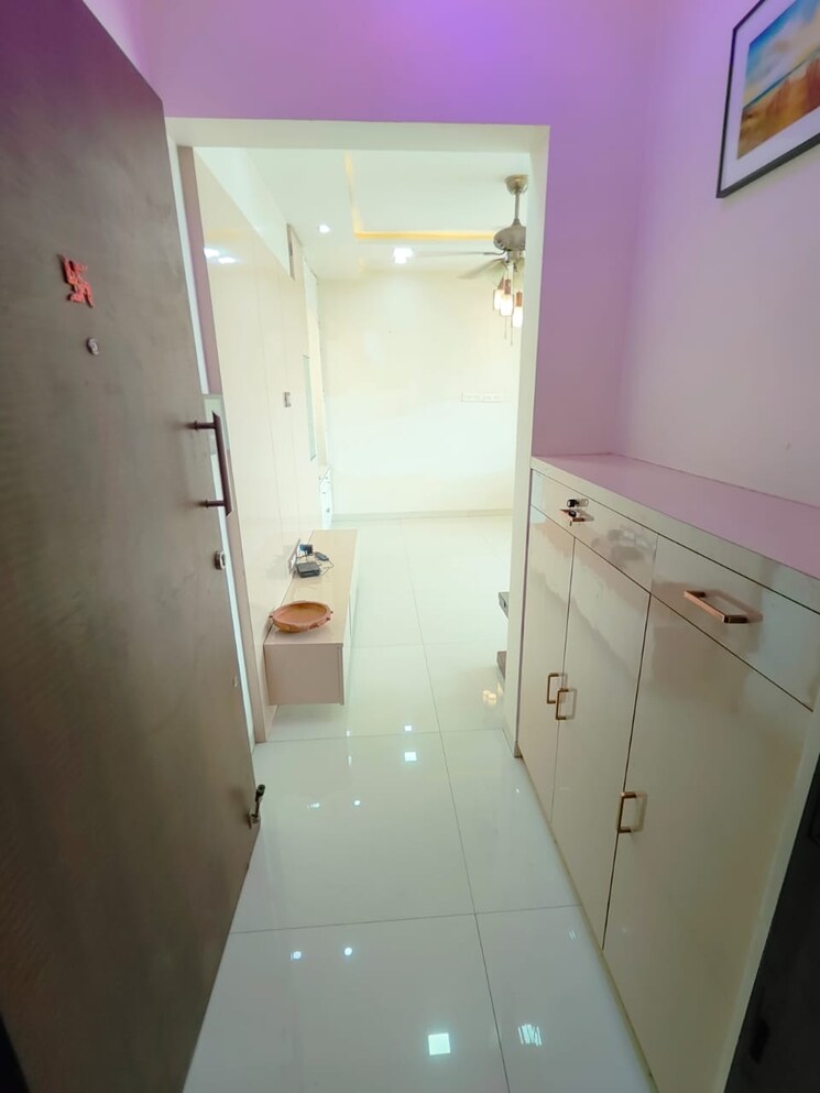 Bathroom, ambience-creacions 4 Bedroom 3976 Sq.Ft. Apartment In Sector 22 Gurgaon 9254805