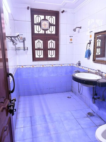 Kitchen in 3 BHK Apartment at Dwarkadhis City, Sector 23 – for Rent