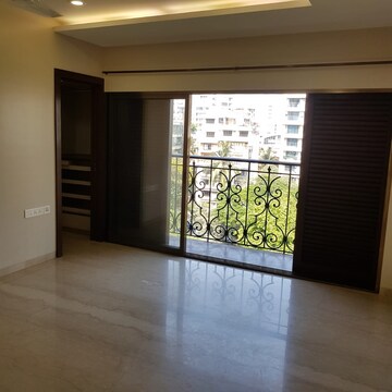 Room in 2 BHK Apartment at Hamara Apartment, Bandra West – for Rent