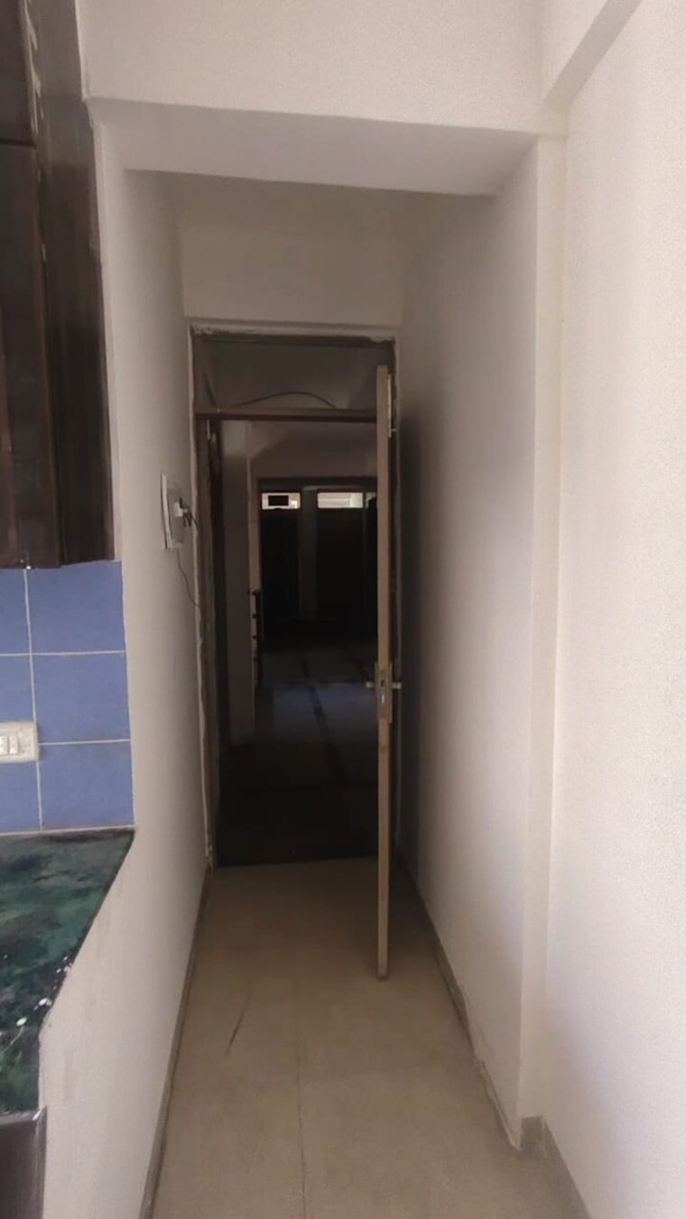 Entrance, rof-aalayas 2 Bedroom 717 Sq.Ft. Apartment In Sector 102 Gurgaon 9254980