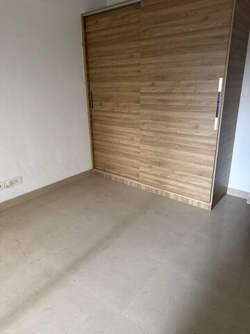 Room in 3 BHK Apartment at Spaze Privy AT4, Sector 84 – for Sale