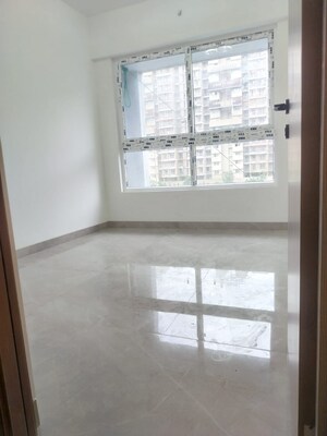 Room in 2 BHK Apartment at Tharwani Palladian, Kharghar – for Sale