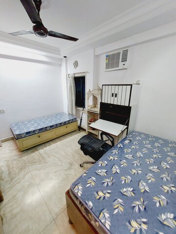 Bedroom in 2 BHK Apartment at Sagar Sangam, Bandra West – for Rent