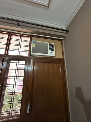 Furnished Amenities in 4 BHK Apartment at Palam Vihar Residents Association, Palam Vihar – for Rent