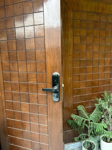 Bathroom in 4 BHK Apartment at Palam Vihar Residents Association, Palam Vihar – for Rent