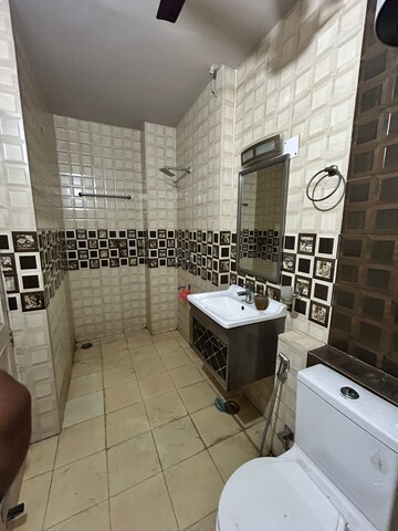Team Area in 4 BHK Apartment at Palam Vihar Residents Association, Palam Vihar – for Rent