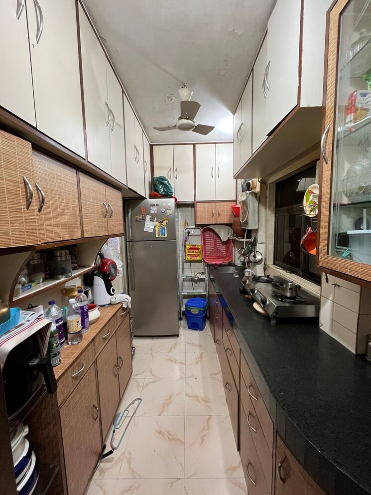 Kitchen, bandra west 2 Bedroom 1000 Sq.Ft. Apartment In Bandra West Mumbai 9255020