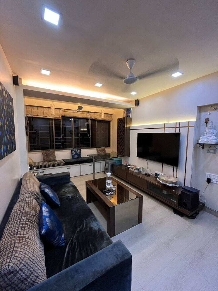 Living Room, bandra west 2 Bedroom 1000 Sq.Ft. Apartment In Bandra West Mumbai 9255020