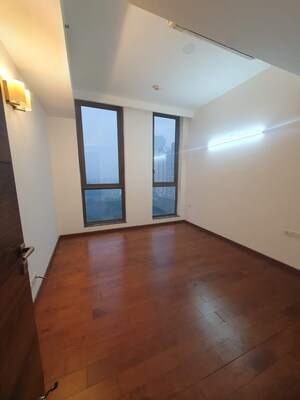 Room in 3 BHK Apartment at M3M Golf Estate, Sector 65 – for Rent