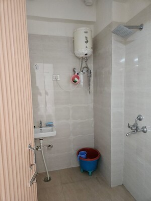 Bathroom in 2 BHK Builder Floor at Sector 22 – for Rent