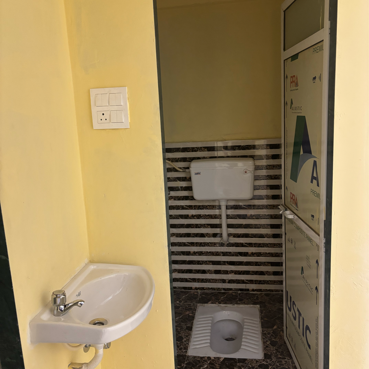 1 BHK + Extra Room Apartment For Rent in Jankalyan CHS Dahisar