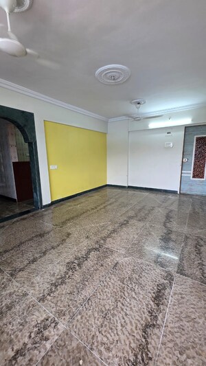 2 BHK Apartment For Rent in Jimmy Tower Crystal, Kopar Khairane