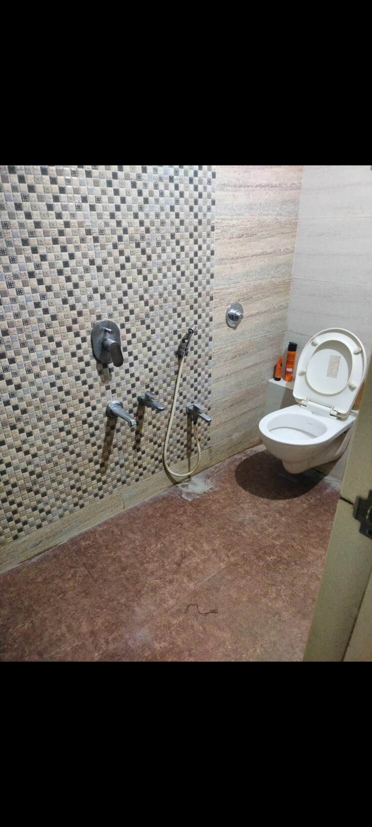 Bathroom, shree-ganesha-veera-residency 2 Bedroom 690 Sq.Ft. Apartment In Ghodbunder Road Thane 9255271