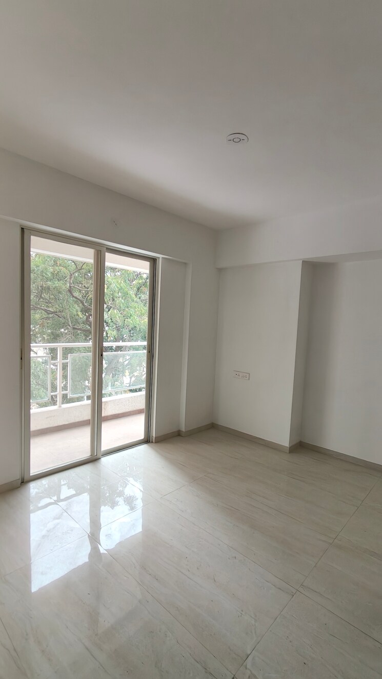 Room, clover-village-villa 2 Bedroom 1000 Sq.Ft. Apartment In Wanwadi Pune 9255273