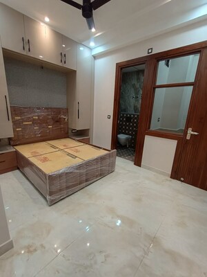 Room in 4 BHK Builder Floor at Shakti Khand iv – for Sale