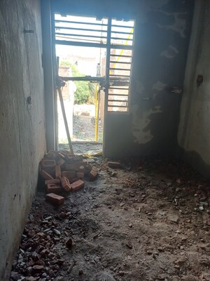 Parking in 2 BHK Independent House at Palla – for Sale