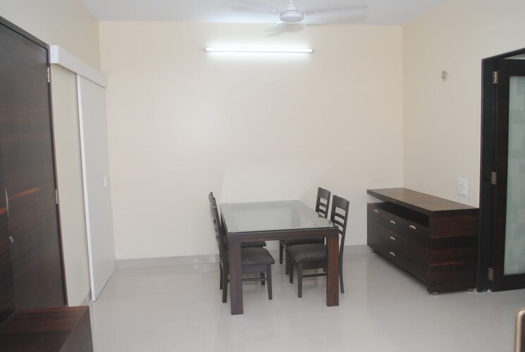 Team Area, dilshad garden 2 Bedroom 900 Sq.Ft. Builder Floor In Dilshad Garden Delhi 9255371