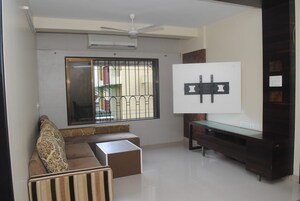 Living Room in 2 BHK Builder Floor at Dilshad Garden – for Rent