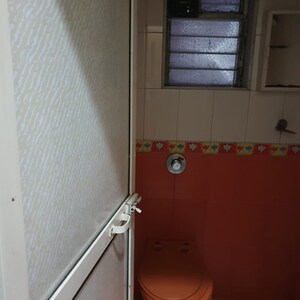 Bathroom in 1 BHK Apartment at Manish Nagar Shopping Centre, Manish Nagar – for Rent