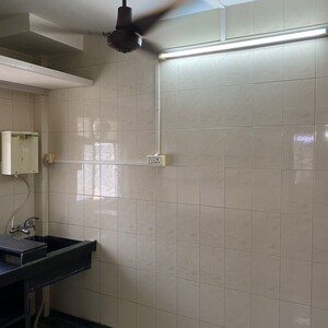 Bathroom in 1 BHK Apartment at Manish Nagar Shopping Centre, Manish Nagar – for Rent