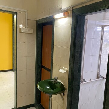 Bathroom in 1 BHK Apartment at Manish Nagar Shopping Centre, Manish Nagar – for Rent