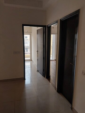 Room in 3 BHK Apartment at Ajnara Homes, Sector 16b Greater Noida – for Sale