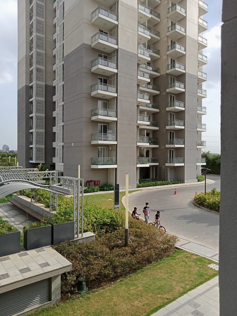 Exterior View, dlf-the-ultima 3 Bedroom 2100 Sq.Ft. Apartment In Sector 81 Gurgaon 9255380