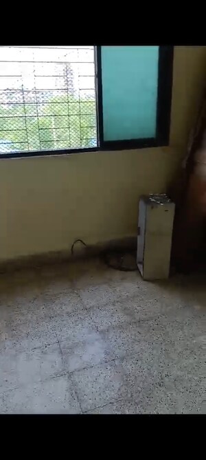 Room in 1 BHK Apartment at Jesal Park, Bhayandar East – for Rent