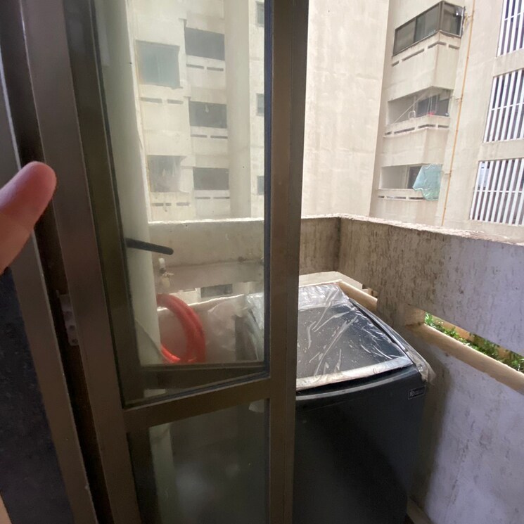 Kitchen, dn nagar 2 Bedroom 640 Sq.Ft. Apartment In Dn Nagar Mumbai 9255541