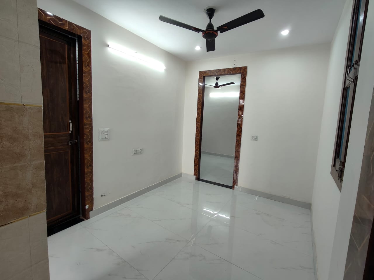 1.5 BHK Builder Floor For Rent in Pandav Nagar E Block, May