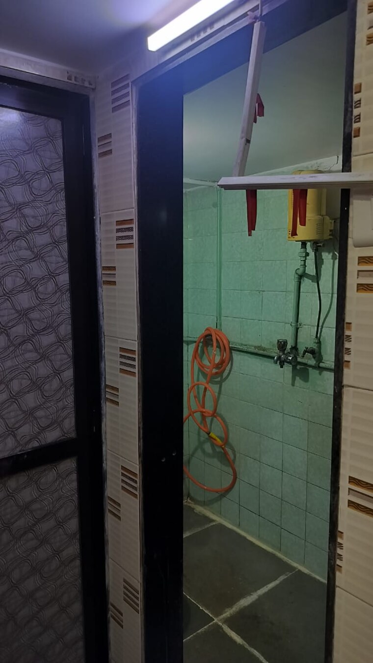 Other, gold-star 1 Bedroom 650 Sq.Ft. Apartment In Kandivali West Mumbai 9255507