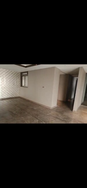 Room in 5 BHK Apartment at Lodha Trump Tower, Worli – for Sale