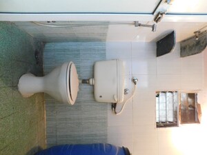 Bathroom in 2 BHK Apartment at Gana Palace, Kalwa – for Rent