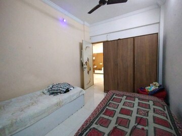 Bedroom in 3 BHK Apartment at Gayatri Sankul, Kharghar Sector 20 – for Rent
