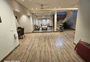 Bedroom in 5 BHK Villa at Sainik Farm – for Rent