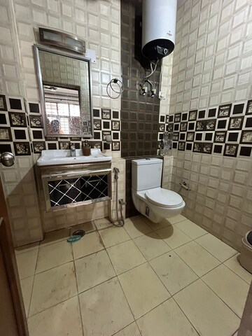 Balcony in 2 BHK Apartment at Palam Vihar Residents Association, Palam Vihar – for Rent