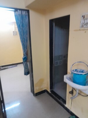 Furnished Amenities in 1.5 BHK Apartment at Amrut Park, Kalwa – for Rent