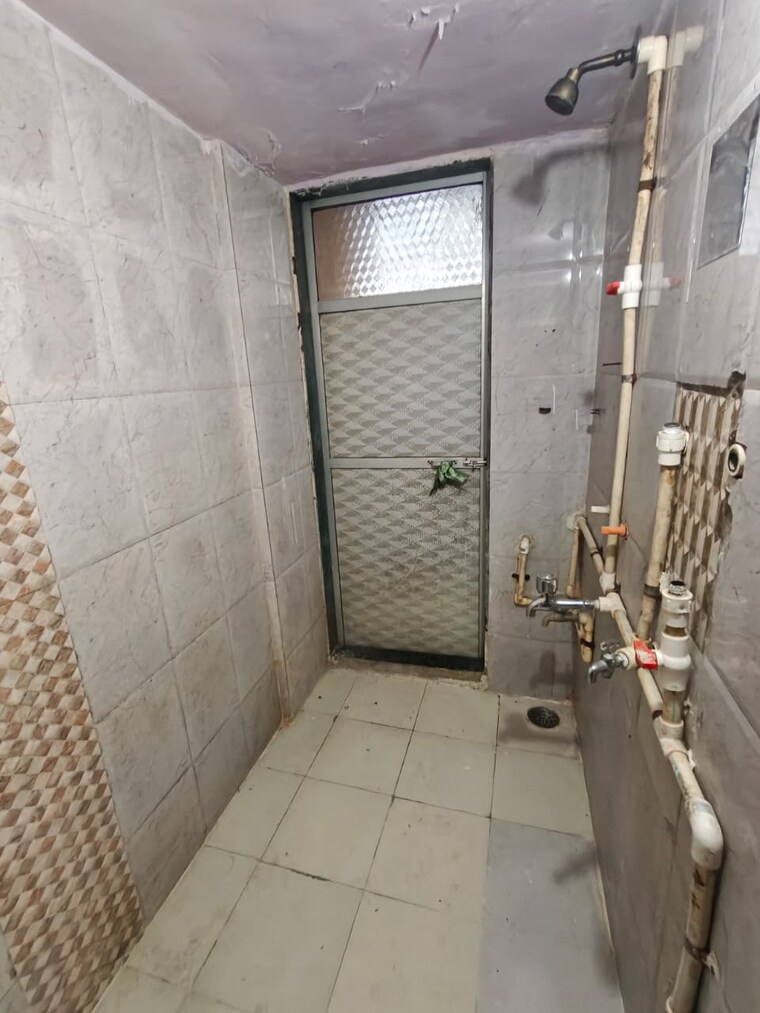 Bathroom, new-abhishek-chs 1 Bedroom 450 Sq.Ft. Apartment In Kalwa Thane 9255893