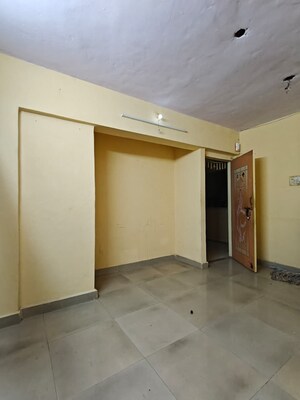 Room in 1 BHK Apartment at New Abhishek Chs, Kalwa – for Rent