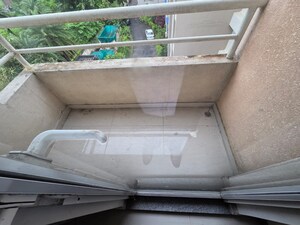 Furnished Amenities in 3 BHK Apartment at Aundh – for Sale